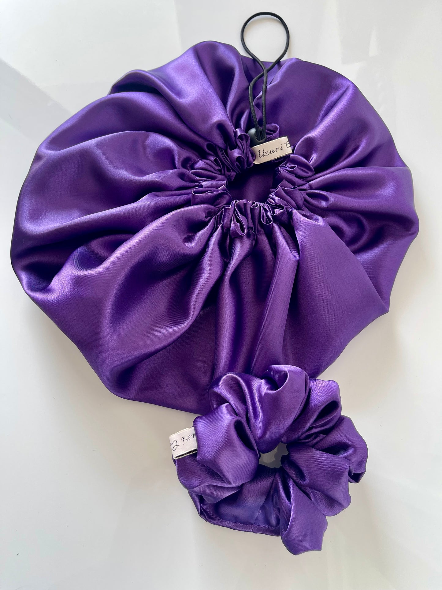 Pack bonnet en satin et chouchou taille M