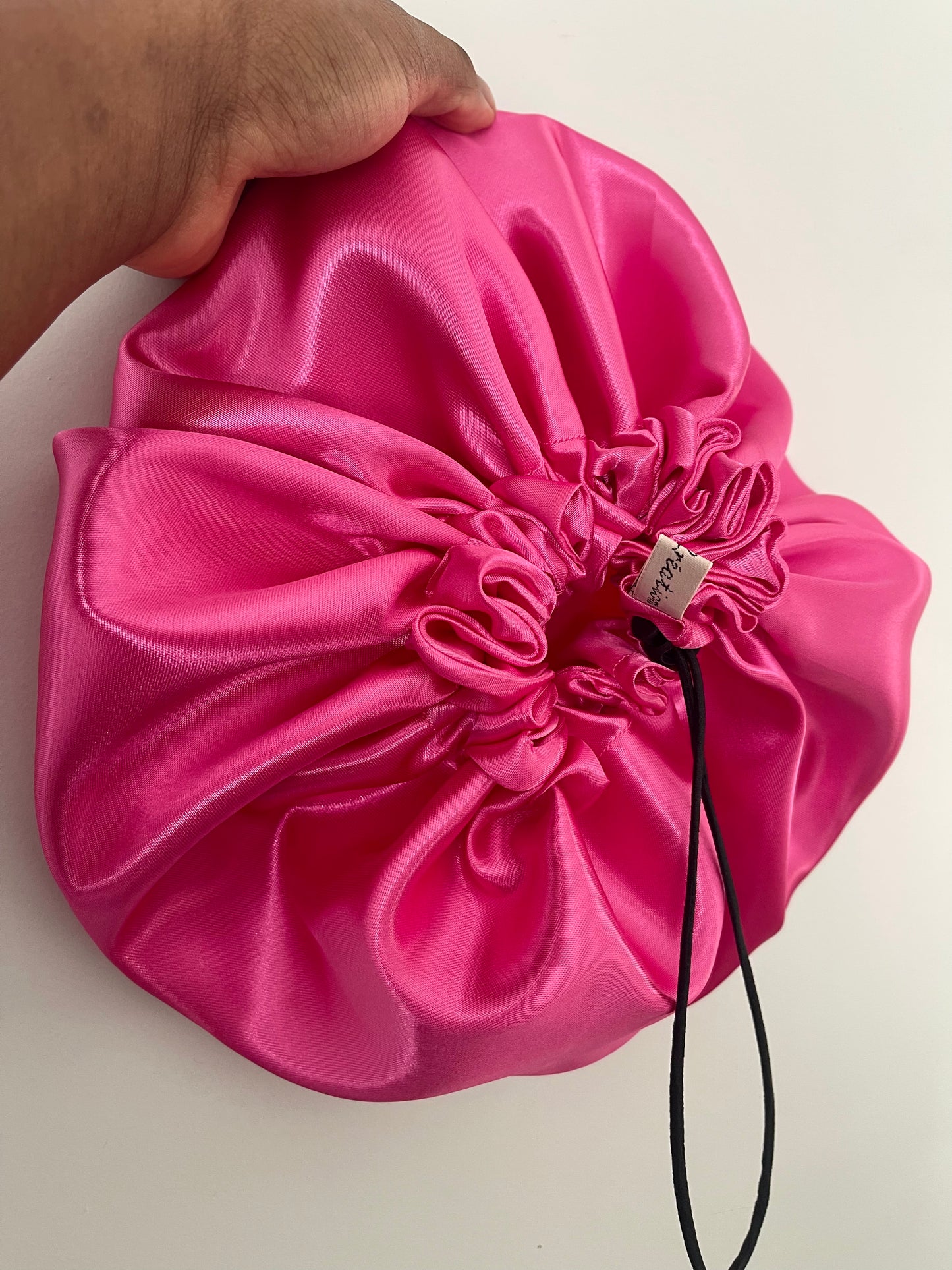 Bonnet de nuit en satin ajustable “ROSE” UZURI CRÉATIONS