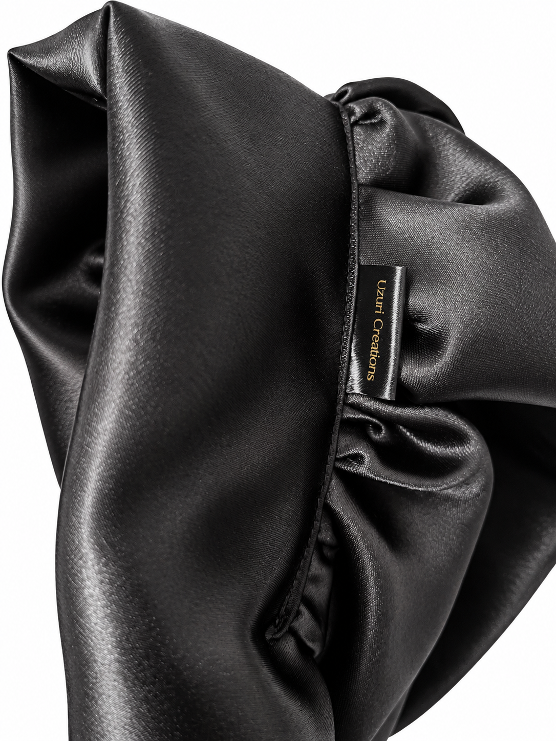 Bonnet Malyah noir - satin à nouer - Protection, confort et élégance