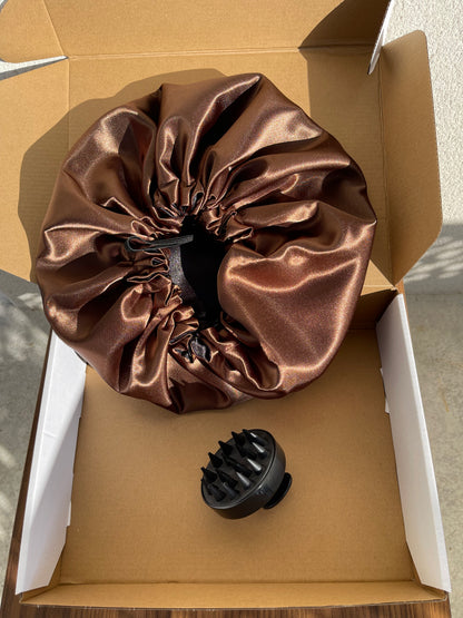 Pack duo bonnet en satin ajustable et réversible + brosse massante du cuir chevelu