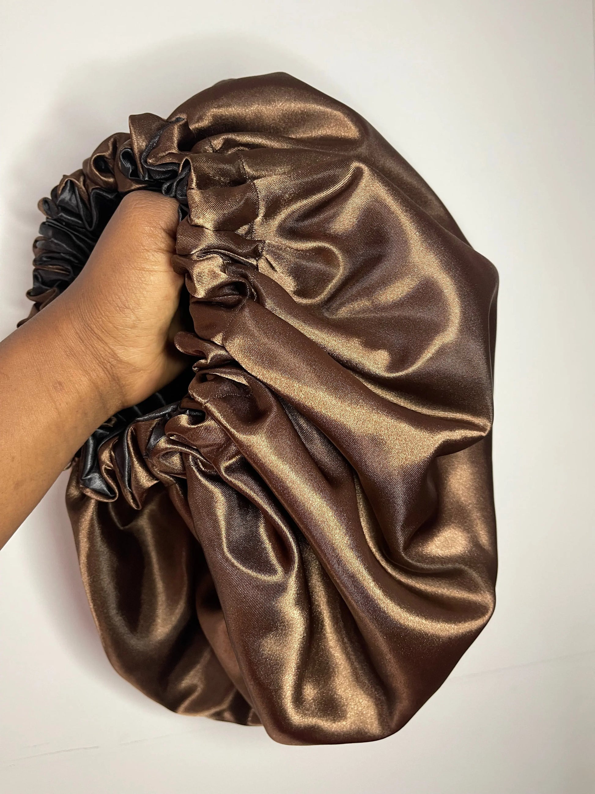 Bonnet en satin  réversible et ajustable  “MAYA” UZURI CRÉATIONS